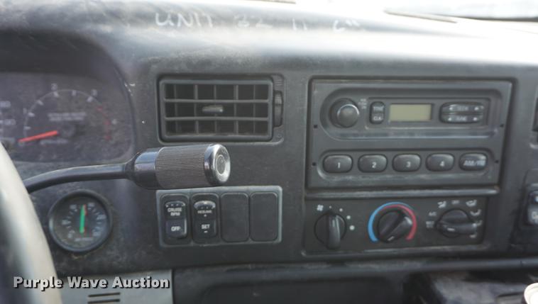 image for item DF1534 2009 Ford F650 Super Duty flatbed truck