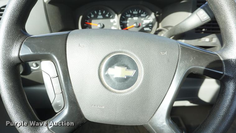 image for item DF1555 2011 Chevrolet Silverado 1500 pickup truck