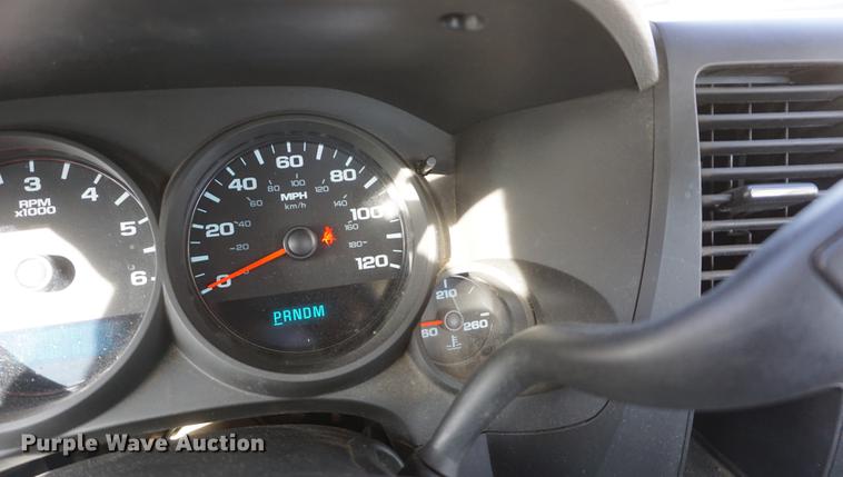 image for item DF1555 2011 Chevrolet Silverado 1500 pickup truck