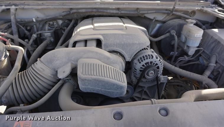 image for item DF1555 2011 Chevrolet Silverado 1500 pickup truck