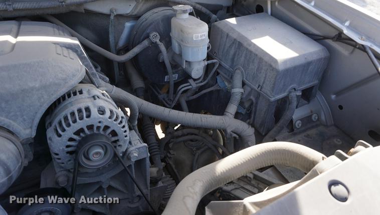 image for item DF1555 2011 Chevrolet Silverado 1500 pickup truck