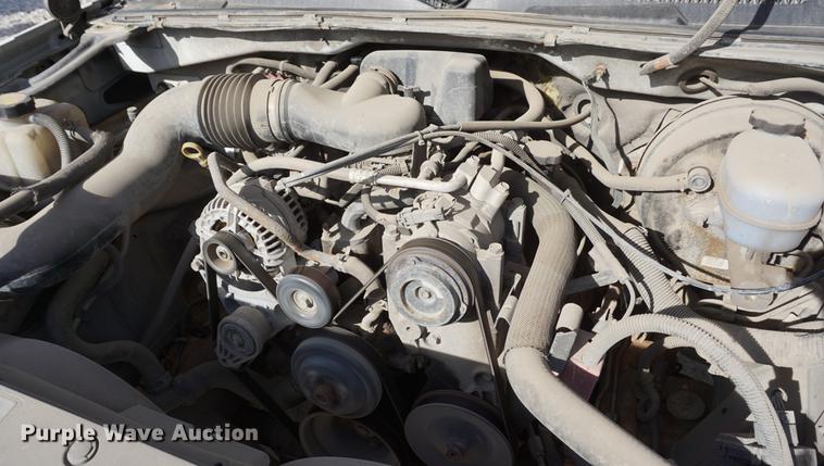 image for item DF1556 2006 Chevrolet Silverado 1500 pickup truck