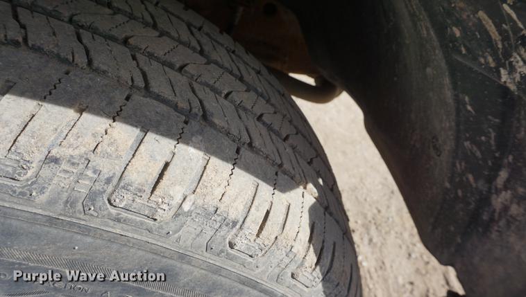 image for item DF1556 2006 Chevrolet Silverado 1500 pickup truck