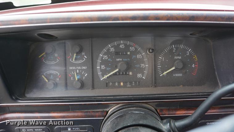 image for item DF1570 1991 Ford F250 SuperCab pickup truck