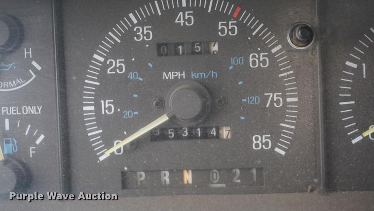 image for item DF1570 1991 Ford F250 SuperCab pickup truck