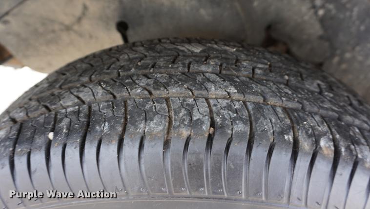 image for item DF1571 2001 Mazda B3000 pickup truck