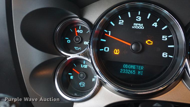 image for item DF1575 2009 Chevrolet Silverado 2500HD Ext. Cab pickup truck