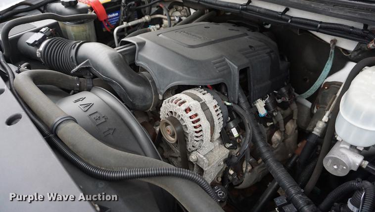 image for item DF1575 2009 Chevrolet Silverado 2500HD Ext. Cab pickup truck