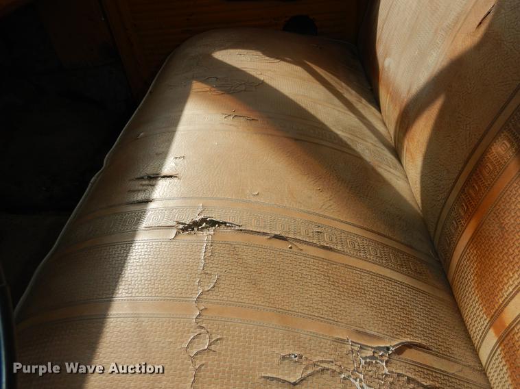 image for item DF1910 1969 Ford F350 flat dump bed pickup truck