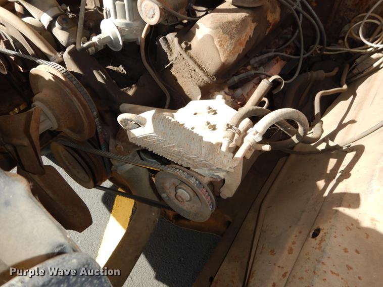 image for item DF1910 1969 Ford F350 flat dump bed pickup truck