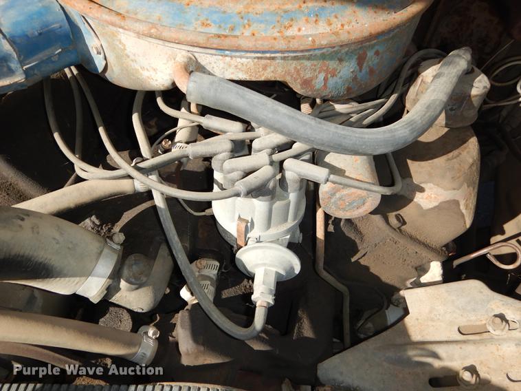 image for item DF1910 1969 Ford F350 flat dump bed pickup truck