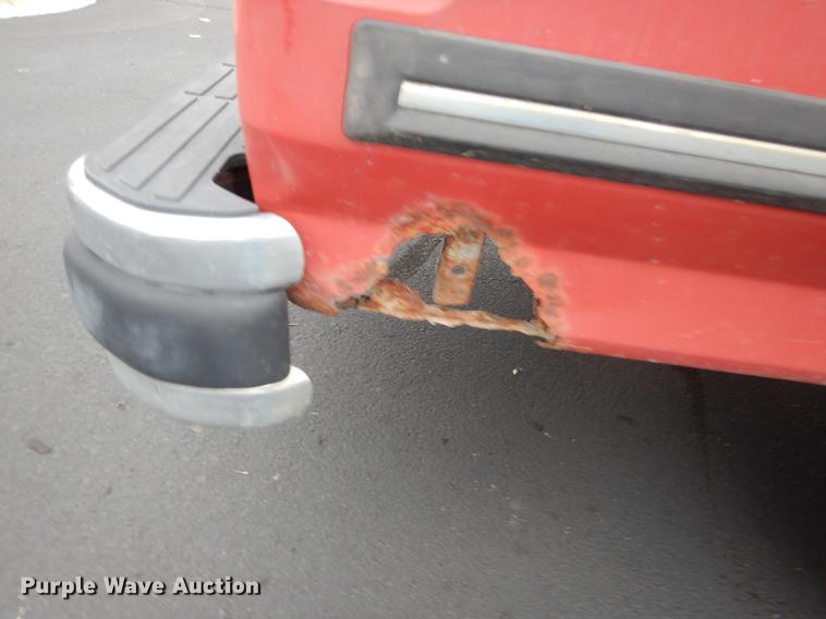 image for item DF1944 1990 Ford F150 XLT Lariat pickup truck