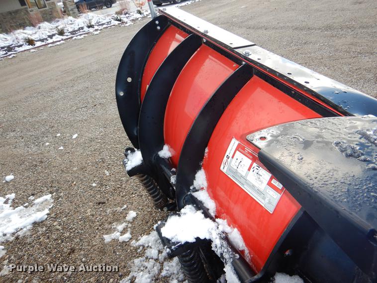 image for item DF1962 2005 Chevrolet Silverado 2500HD flatbed pickup truck