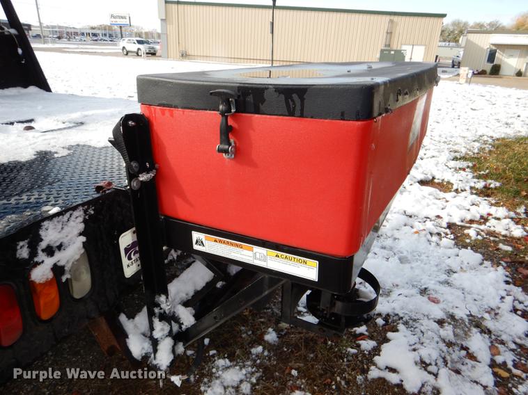 image for item DF1962 2005 Chevrolet Silverado 2500HD flatbed pickup truck