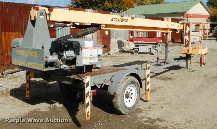 image for item DF2042 1997 Workforce XLB-4232 boom lift