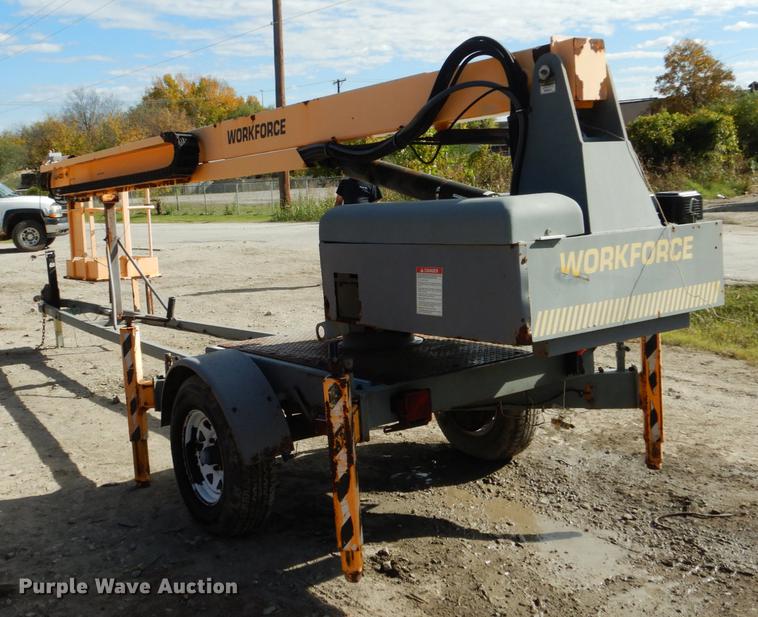 image for item DF2042 1997 Workforce XLB-4232 boom lift