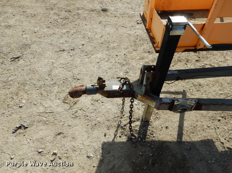 image for item DF2042 1997 Workforce XLB-4232 boom lift