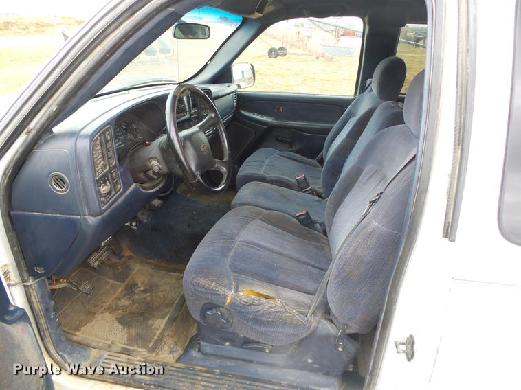 image for item DF2816 1999 Chevrolet Silverado 1500 Ext. Cab pickup truck