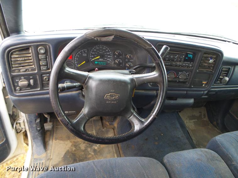 image for item DF2816 1999 Chevrolet Silverado 1500 Ext. Cab pickup truck