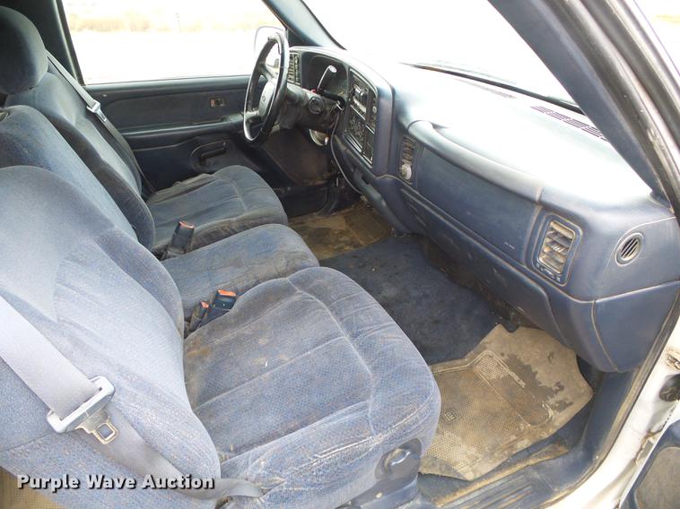 image for item DF2816 1999 Chevrolet Silverado 1500 Ext. Cab pickup truck
