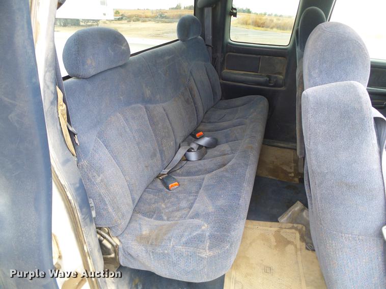 image for item DF2816 1999 Chevrolet Silverado 1500 Ext. Cab pickup truck