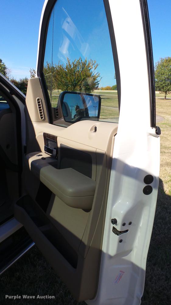 image for item DG2760 2008 Ford F150 Limited SuperCrew pickup truck