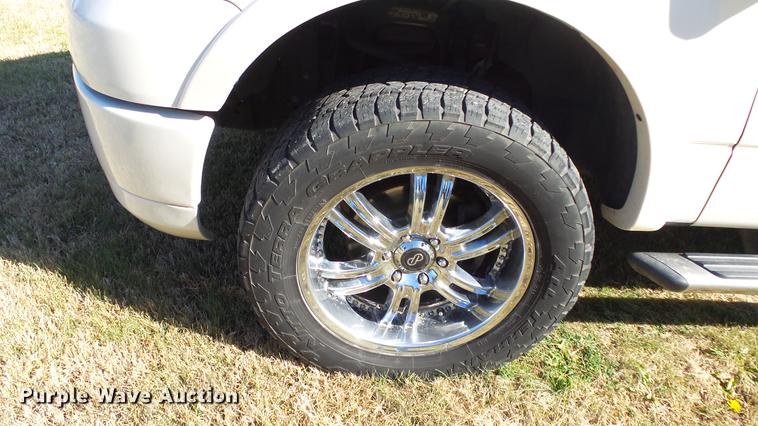 image for item DG2760 2008 Ford F150 Limited SuperCrew pickup truck