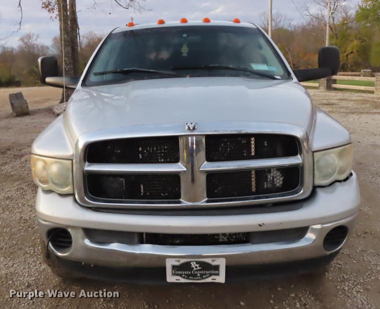 image for item DN9162 2003 Dodge Ram 3500 Quad Cab pickup truck