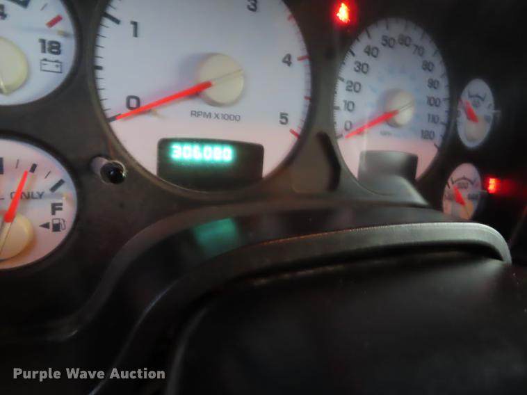 image for item DN9162 2003 Dodge Ram 3500 Quad Cab pickup truck