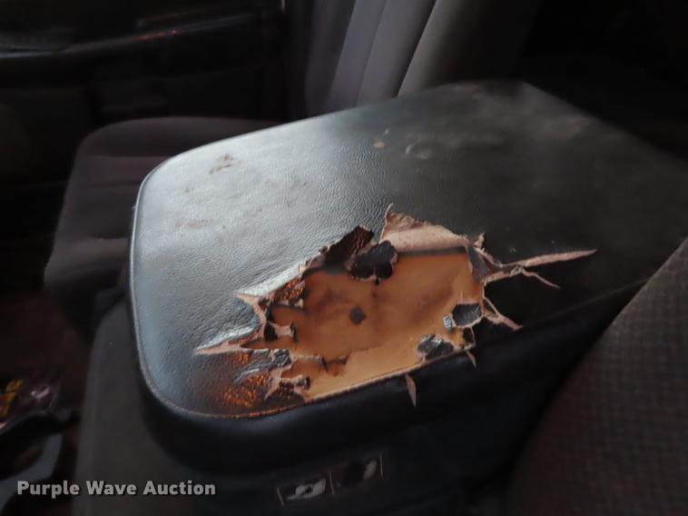 image for item DN9162 2003 Dodge Ram 3500 Quad Cab pickup truck