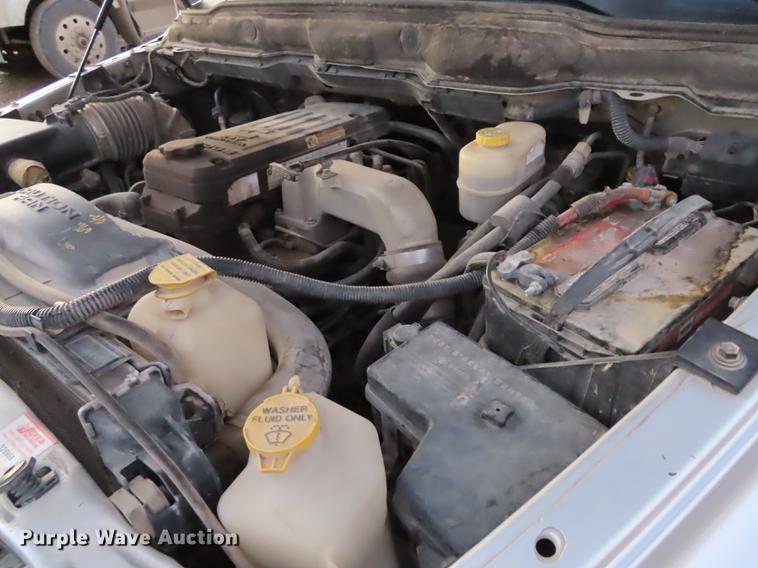 image for item DN9162 2003 Dodge Ram 3500 Quad Cab pickup truck