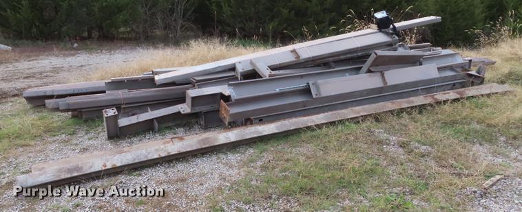 image for item DN9168 Building frame