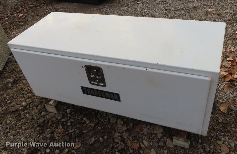 image for item DN9169 Automotive parts and accessories