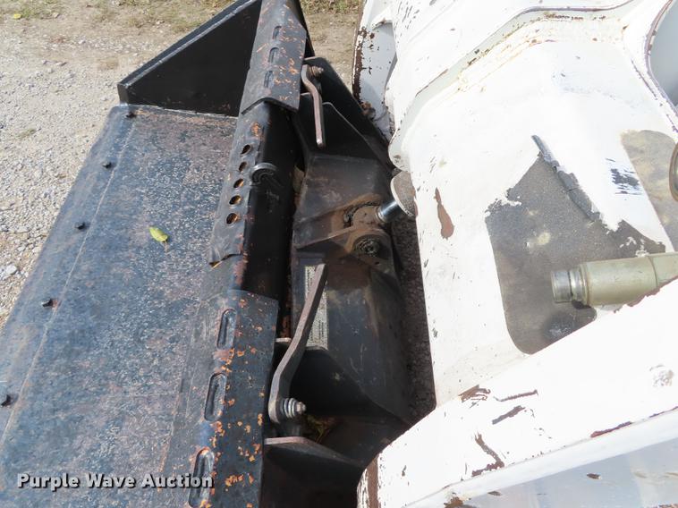 image for item DN9194 1993 Bobcat 853 skid steer