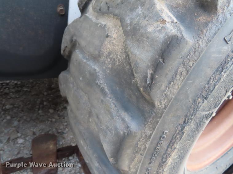 image for item DN9194 1993 Bobcat 853 skid steer