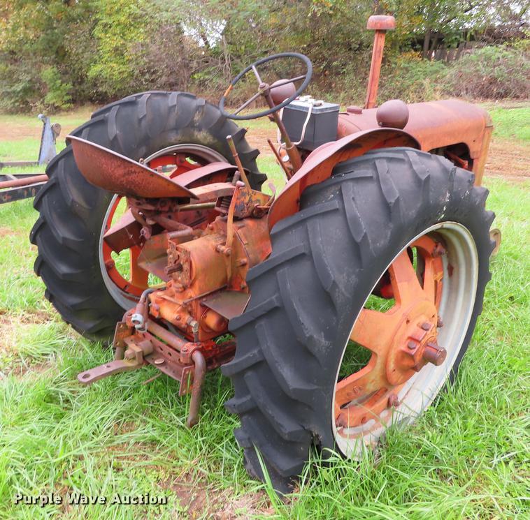 image for item DN9205 Case DC tractor