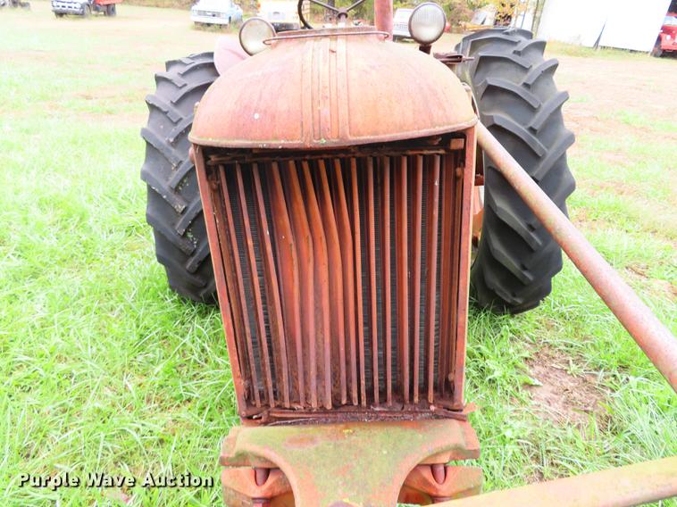 image for item DN9205 Case DC tractor