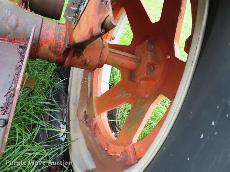 image for item DN9205 Case DC tractor