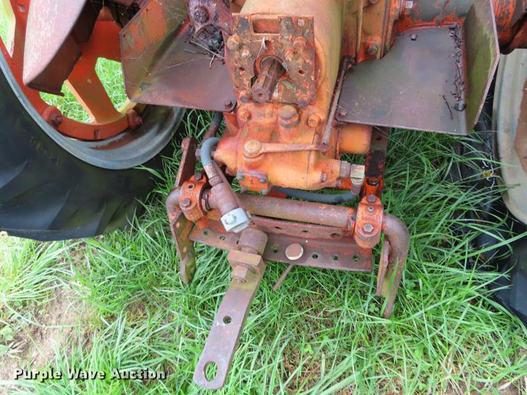 image for item DN9205 Case DC tractor