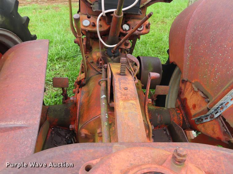 image for item DN9205 Case DC tractor