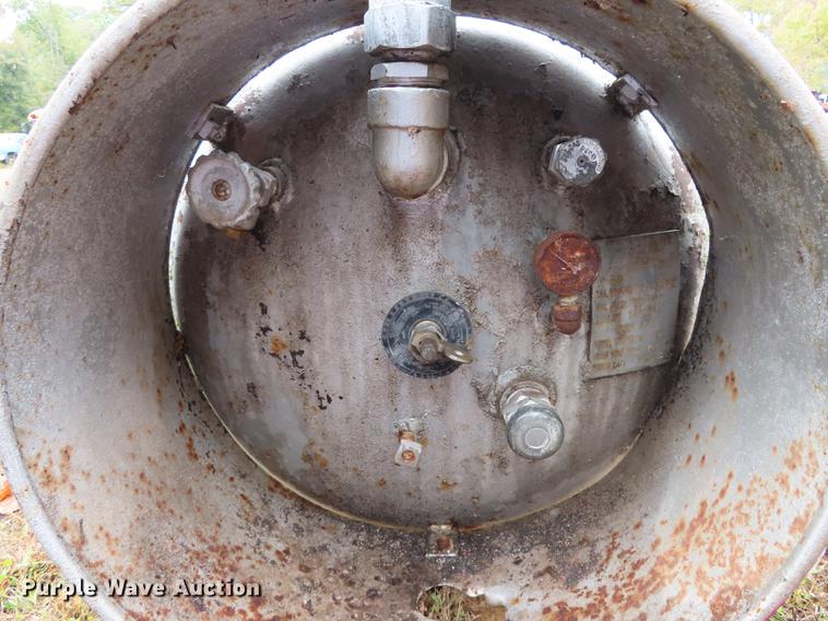 image for item DN9207 Propane tank