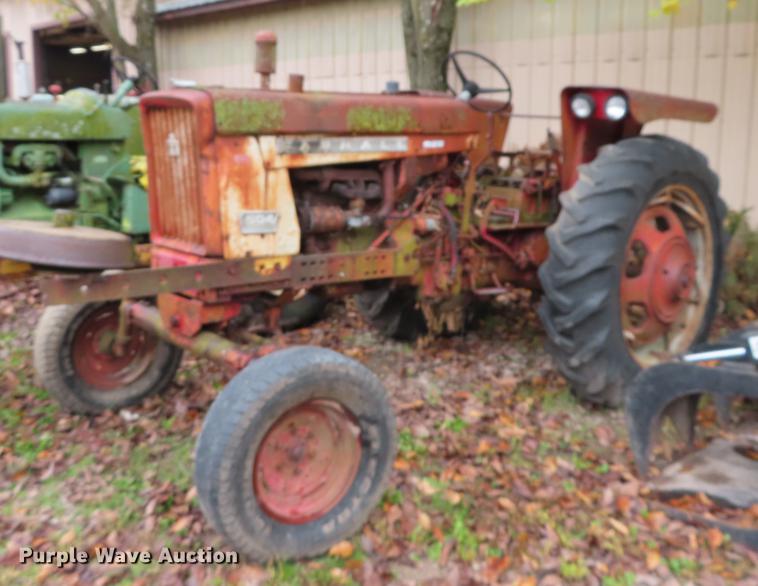 image for item DN9209 McCormick Farmall 504 tractor