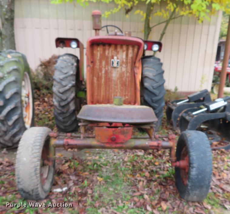 image for item DN9209 McCormick Farmall 504 tractor