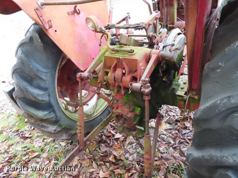 image for item DN9209 McCormick Farmall 504 tractor