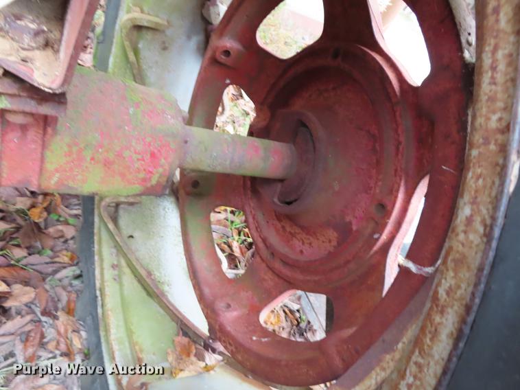 image for item DN9209 McCormick Farmall 504 tractor