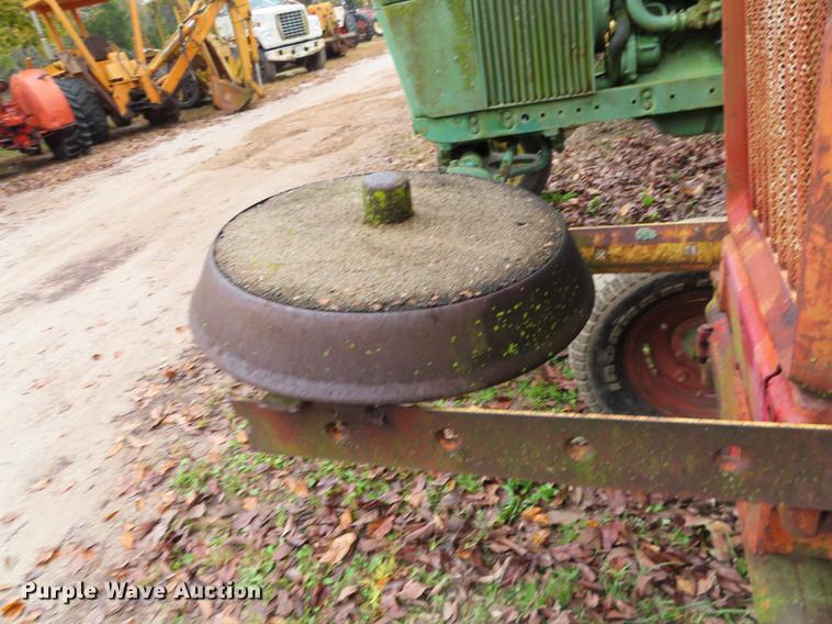 image for item DN9209 McCormick Farmall 504 tractor