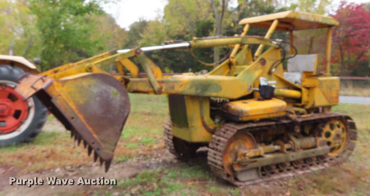 image for item DN9210 John Deere 2010 track loader