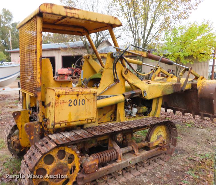 image for item DN9210 John Deere 2010 track loader