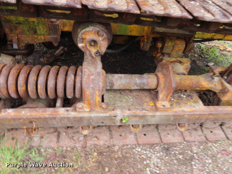 image for item DN9210 John Deere 2010 track loader