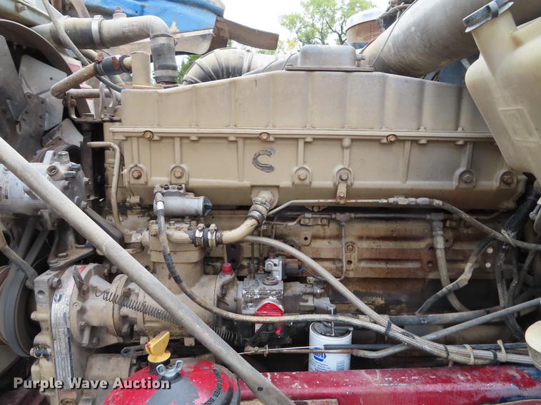 image for item DN9219 1982 Kenworth W900 wrecker truck